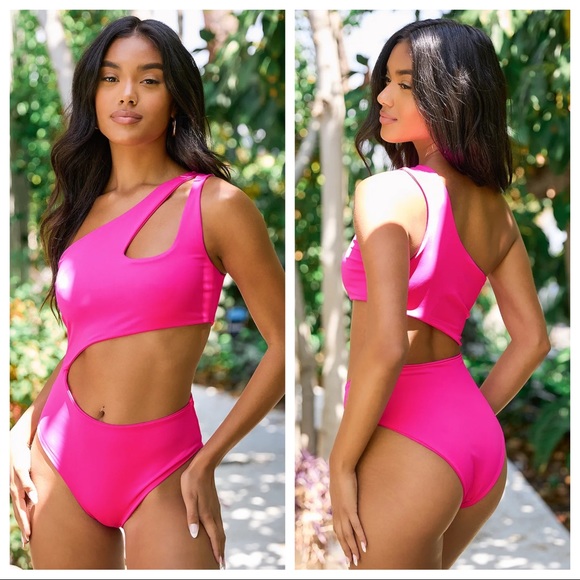 NWOT Lulus Sun Bound Fuchsia Cutout One-Shoulder One-Piece Swimsuit - Picture 10 of 12